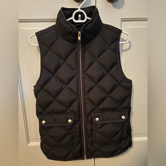 J. Crew Jackets & Blazers - J. Crew Quilted Vest